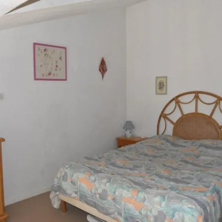Villa House Pinede Du Golf 1 *